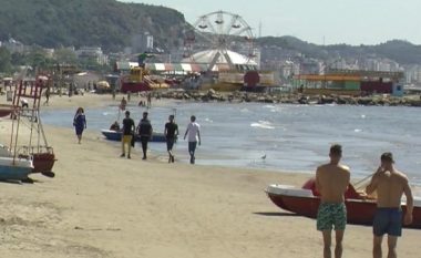 Dyshohet për një të mbytur në det në Durrës