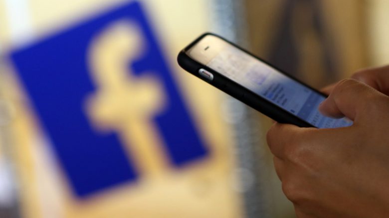 Rrjedhin numrat e telefonave të 419 milionë përdoruesve në Facebook