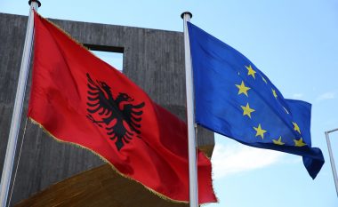 Greqia kundër hapjes së bisedimeve për Shqipërinë në BE