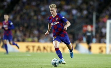 Frenkie de Jong rikthehet te Barcelona – i gatshëm t’i fillojë stërvitjet