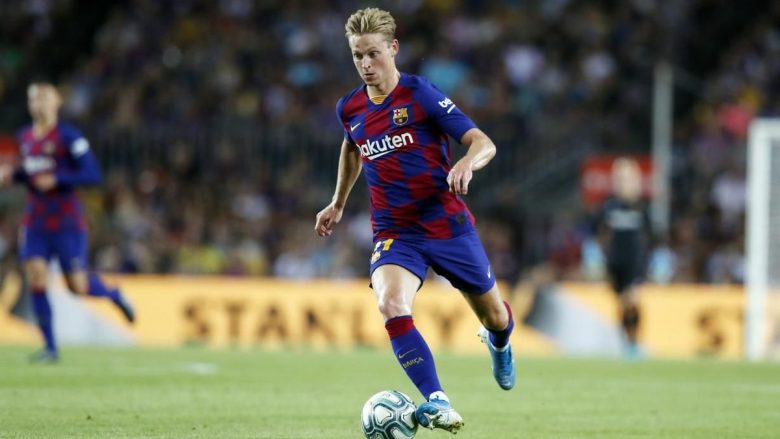 Frenkie de Jong rikthehet te Barcelona – i gatshëm t’i fillojë stërvitjet
