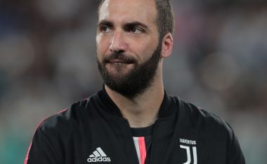 Juventusi i ofron kontratë të re Higuainit