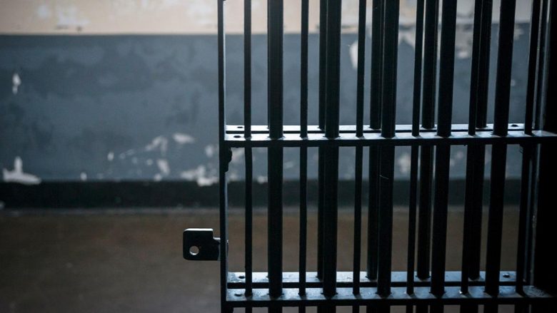Brenda burgut të egër në Shqipëri: Si do të izolohen bosët e krimit në qelitë e tmerrit dhe aty ku ka zero shanse për arratisje!