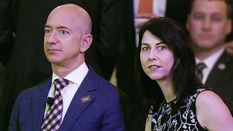 Ish-gruaja e Bezos aksionarja e dytë më e madhe në Amazon