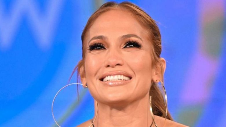 Jennifer Lopez tregon cili është sekreti i lumturisë