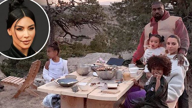 Kim Kardashian dhe Kanye West shijojnë një piknik të këndshëm me fëmijët, në fermën e tyre në fshat