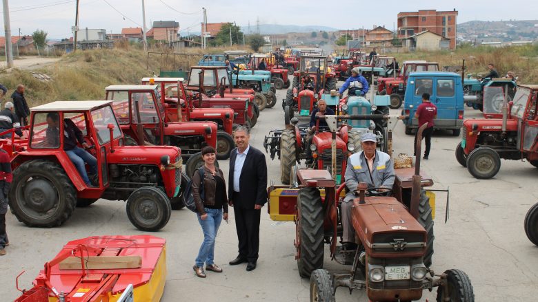 Komuna e Gjilanit shpërndan mekanizma bujqësor për 60 fermerë
