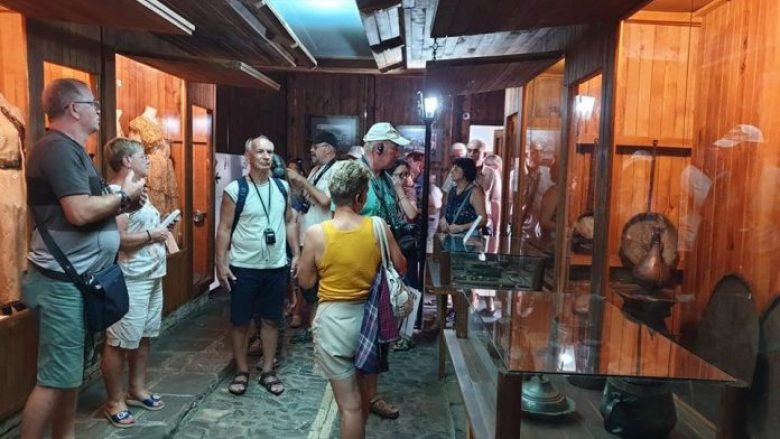 Nga italianët te bjellorusët, mbi 43 mijë turistë në muzetë e Beratit për tetë muaj