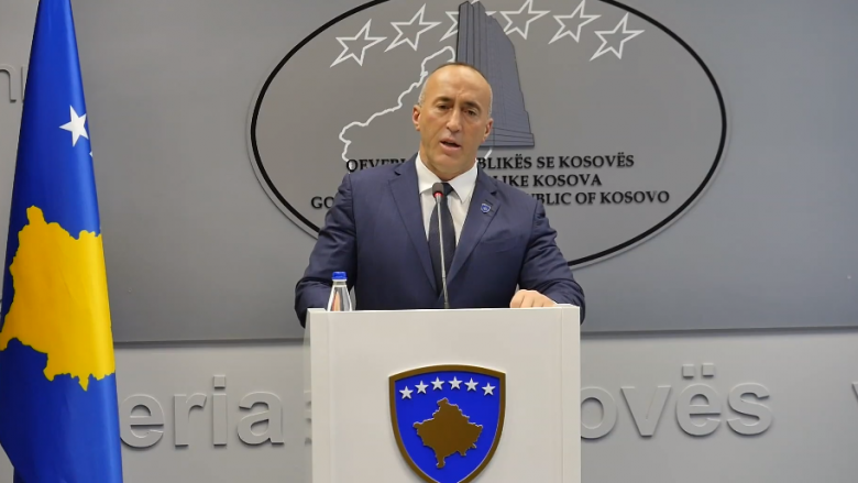 Haradinaj: Vuçiq po vazhdon të vajtojë që nuk po ndodh ndarja e Kosovës