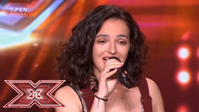 Shqiptarja 17-vjeçare Jody Lulati, mahnit jurinë e “X Factor” në Greqi