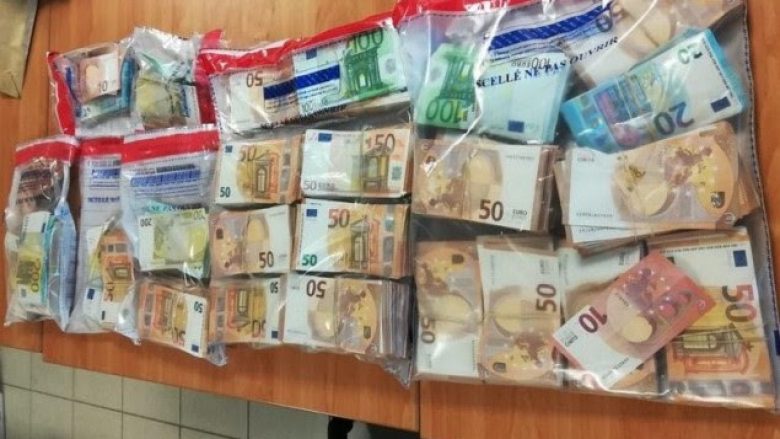 Arrestohen për posedim të narkotikëve, konfiskohen mbi 22 mijë euro