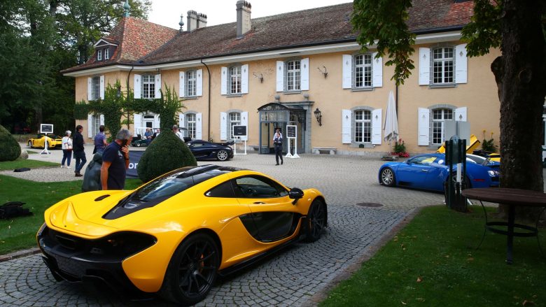 Shtatë Ferrari, tre Lamborghini, pesë Bentley,…: Superveturat e diktatorit dalin në ankand, tregohen edhe çmimet e tyre