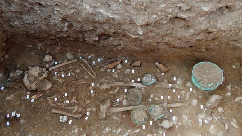 Zbulohen mbi 200 varre ilire në Greqi