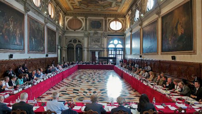 Interpretime të ndryshme për rekomandimet e Komisionit të Venecias për Ligjin e Gjuhëve