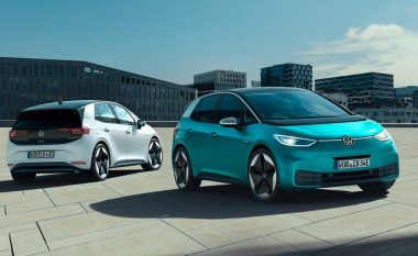Volkswagen zbulon ID.3, makinën e saj të parë 'elektrike për masat'