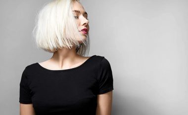 Stili ideal i flokëve për gratë mbi 40 vjeç: I thjeshtë dhe në modë!