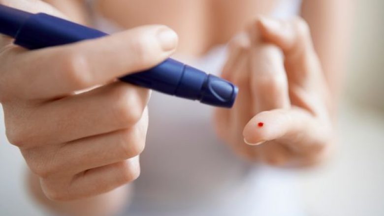 Tipi 2 i diabetit: Katër këshillat për t’i zvogëluar nivelet e sheqerit në gjak