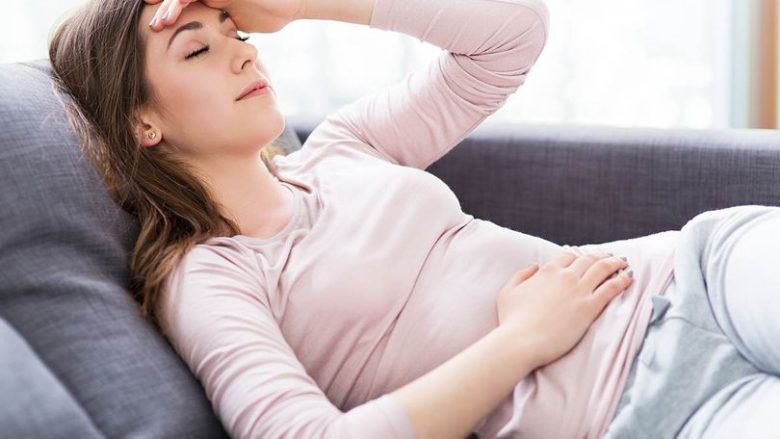 Katër simptomat e hershme të shtatzënisë