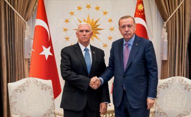 Pas takimit mes presidentit turk Erdogan dhe zëvendëspresidentit amerikan Pence, arrihet marrëveshja e armëpushimit në Siri