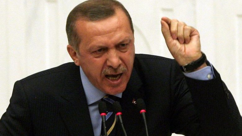 Sonte përfundon armëpushimi në Siri, Erdogan kërcënon: Nëse nuk tërhiqen luftëtarët kurdë, Turqia do të sulmojë më ashpër
