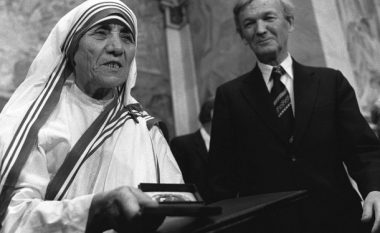 40 vite më parë Nënë Tereza u nderua me çmimin Nobel për Paqe