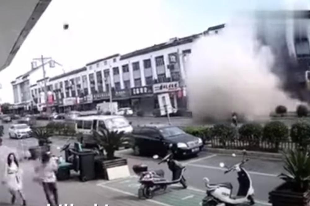 Nëntë të vdekur dhe dhjetë të lënduar nga shpërthimi i bombolës në Kinë, publikohen pamjet e momentit të shpërthimit të gazit në restorant