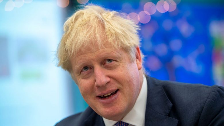Kryeministri britanik Boris Johnson në “fazën e hershme të rimëkëmbjes”
