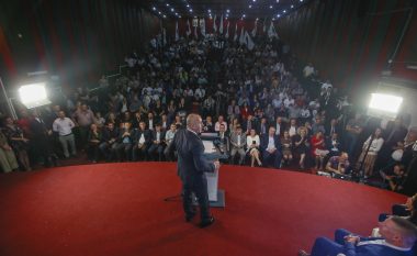 Haradinaj merr mbështetje të madhe në Drenas