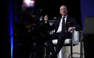 Jeff Bezos, njeriu më i pasur në botë, do të jap 10 miliardë dollarë për luftimin e ngrohjes globale