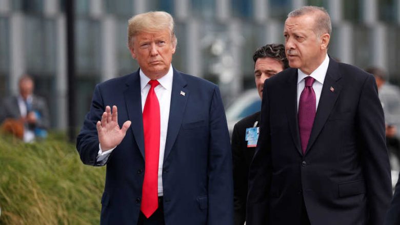 Operacioni anti-kurd, Turqisë i kanosen sanksione nga SHBA-ja