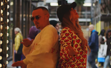 Diona Fona dhe EAZ publikojnë këngën e re “Ti je”, vijnë me një paraqitje të veçantë në klip