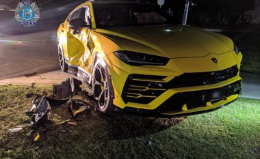 Veturën e vjedhur, 14-vjeçari e përplasi për një Lamborghini Urus
