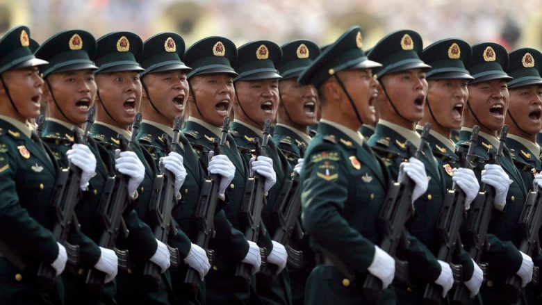 Shtatë fotografitë nga 70 vjetori i Partisë Komuniste të Kinës që tregojnë se sa e fuqishme është bërë ushtria e saj