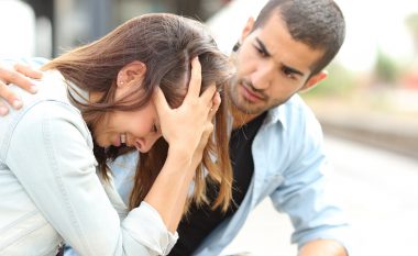 Pse gratë vuajnë më shumë nga depresioni sesa burrat?