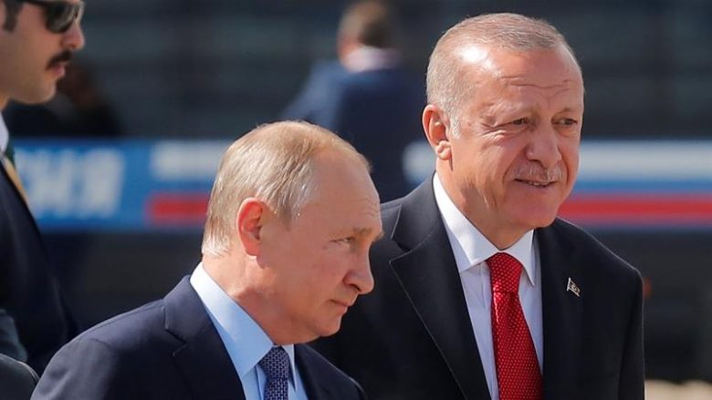 Ankaraja dhe Moska janë pajtuar për ‘marrëveshjen historike’: Bëhen të ditura detajet e takimit Erdogan-Putin