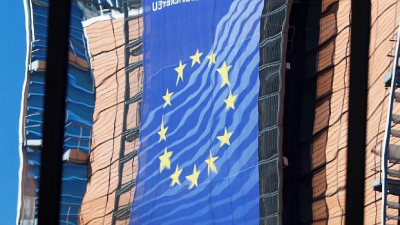Zbardhet drafti i Këshillit Evropian për negociatat me Shqipërinë