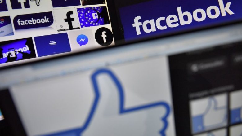 Facebook mbyll disa faqe që “promovonin presidentin Donald Trump”, të cilat menaxhoheshin nga Kosova