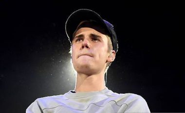 Justin Bieber paditet për postimin e një fotografie në Instagram