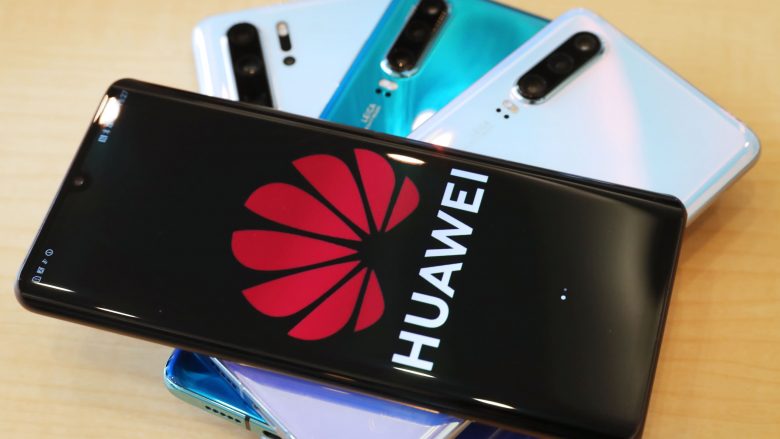 Huawei shet 200 milionë telefona që nga fillimi i vitit