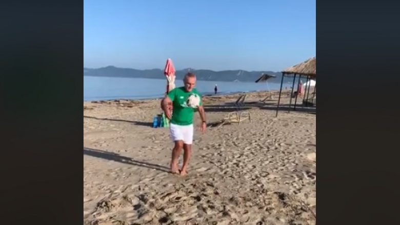 E diela sportive e Ilir Metës, shfaqet duke luajtur me top buzë detit