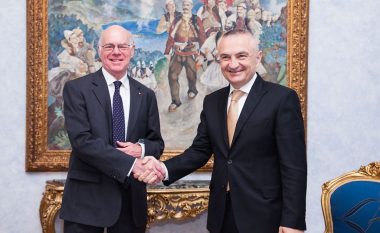 Ish-presidenti i Bundestagut, Norbert Lammert nderohet  me dekoratën ‘Gjergj Kastriot Skënderbeu’