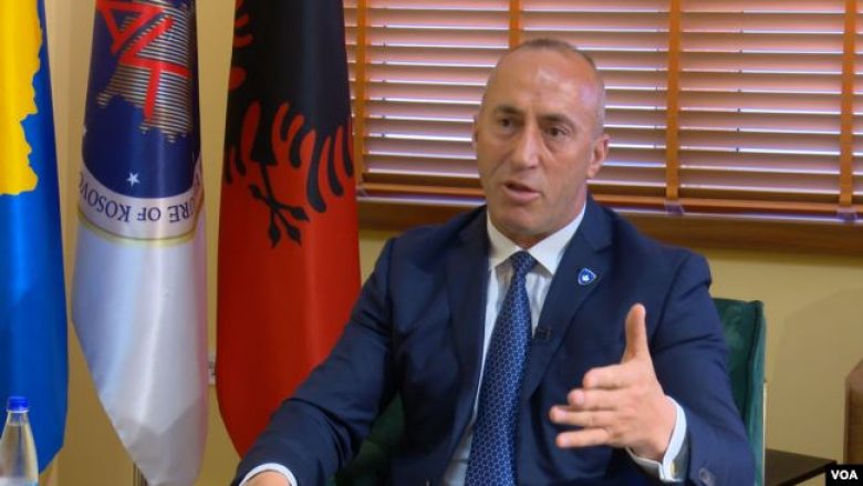 Haradinaj: Spektakli dashakeq me dosjet e Speciales