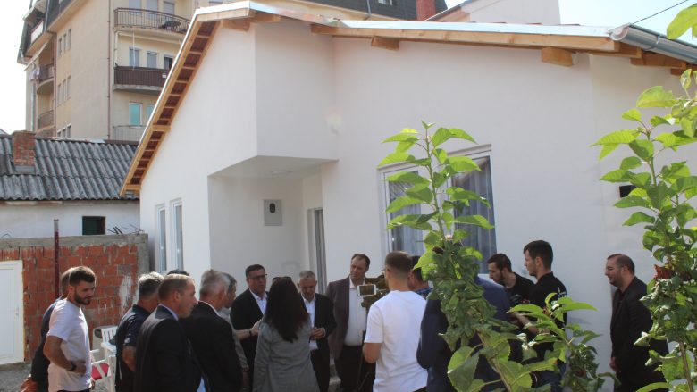 Inaugurohen 20 shtëpi për familjet në nevojë në Gjilan