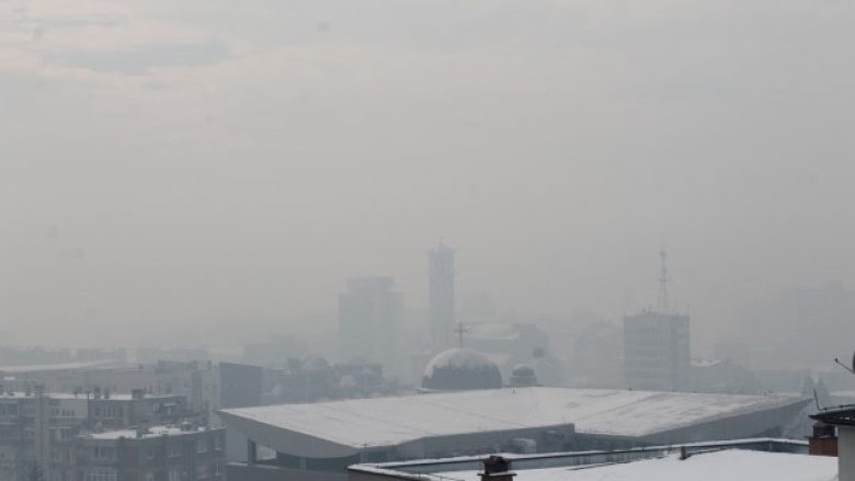 Mbahen prezantime rreth ndotjes së ajrit në Kosovë