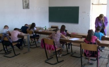 Mbyllja e shkollave në Kamenicë, banorët e Busavatës protestojnë nesër para MASHT-it