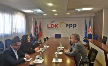 Osmani takohet me ambasadorin italian i cili shprehu gatishmërinë për përkrahjen e proceseve të rëndësishme në Kosovë