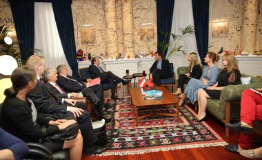 Ministri i Jashtëm i Austrisë: Shqipëria është në rrugën e duhur drejt hapjes së negociatave