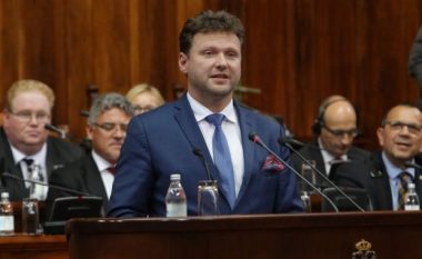 Vondraçek e thotë në Kuvendin e Serbisë: Nuk mund të pritet që Republika Çeke të tërheqë njohjen e Kosovës