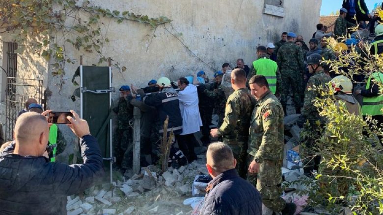 Shkon në nëntë numri i viktimave në Shqipëri, mbi 600 persona tjerë të lënduar