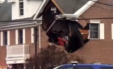 Humb kontrollin mbi timonin, vetura përfundon në katin e dy të ndërtesës – humbin jetën dy persona në New Jersey